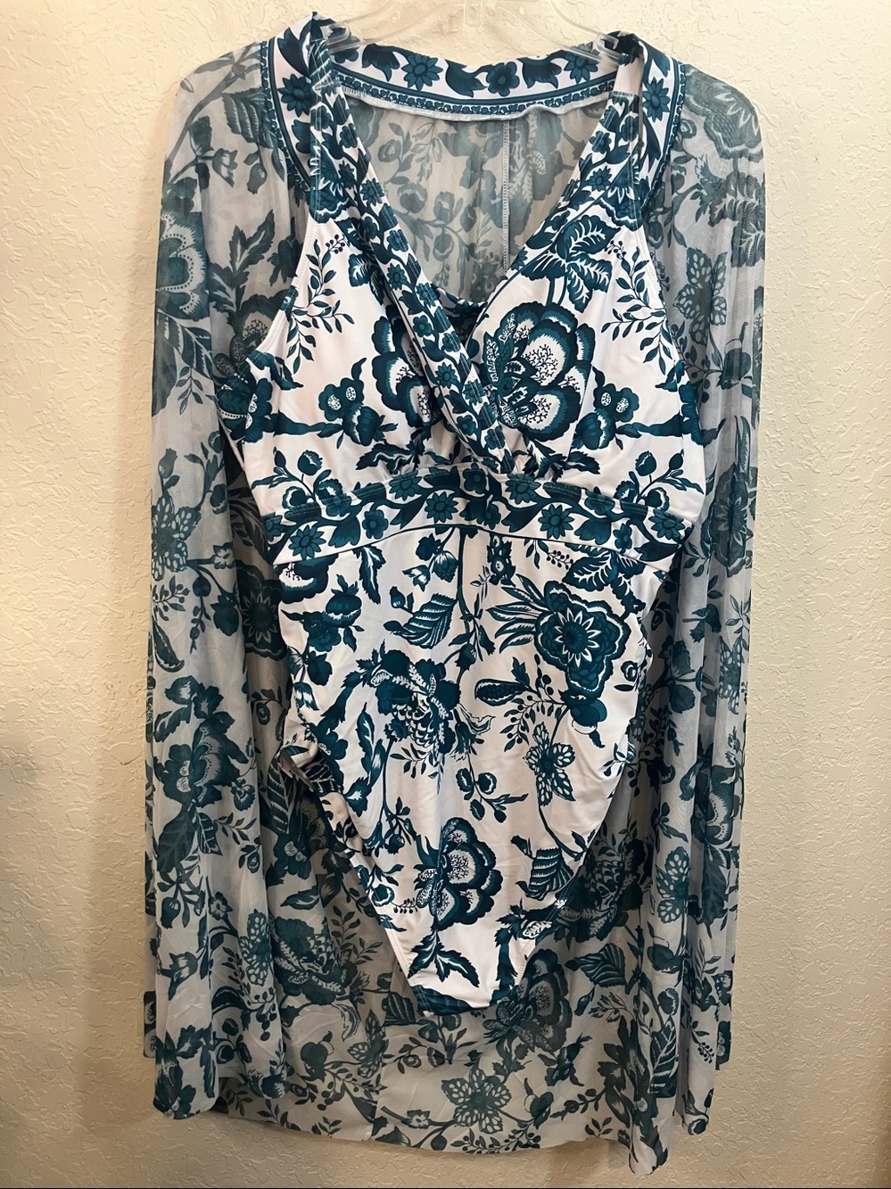 🆕 BloomChic One-Piece Swimsuit with skirt coverup-Teal Floral